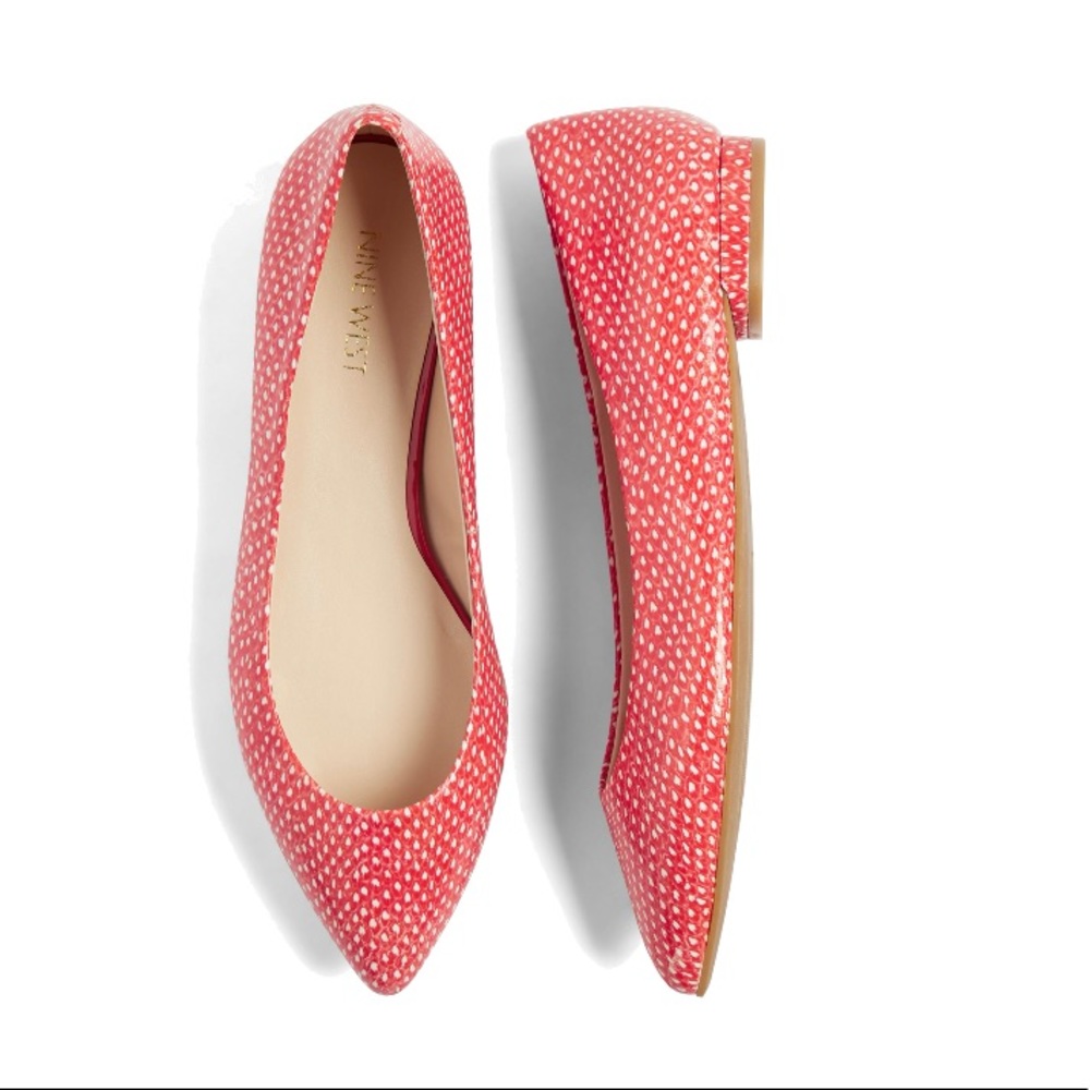 Nine West pointy toe flats